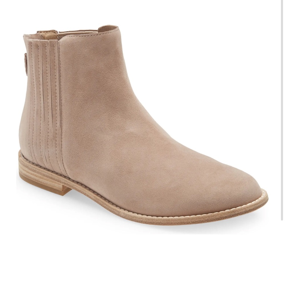 EILEEN FISHER Rich Bootie Earth (nude) color size 7.5